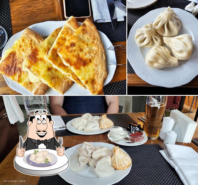 Вареники в "Хинкальной"