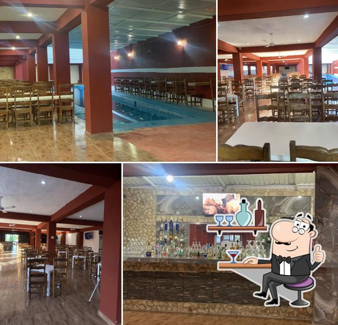 Centro botanero la piscina
