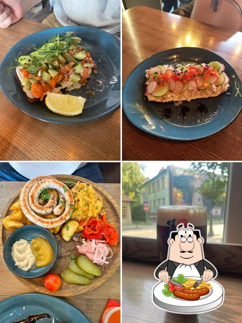 Блюда в "Bochka Pub"