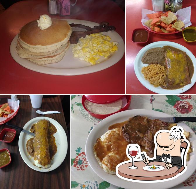 Los Reyes Cafe