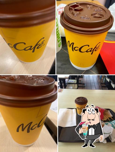 McCafé 咖啡-苑裡介壽店
