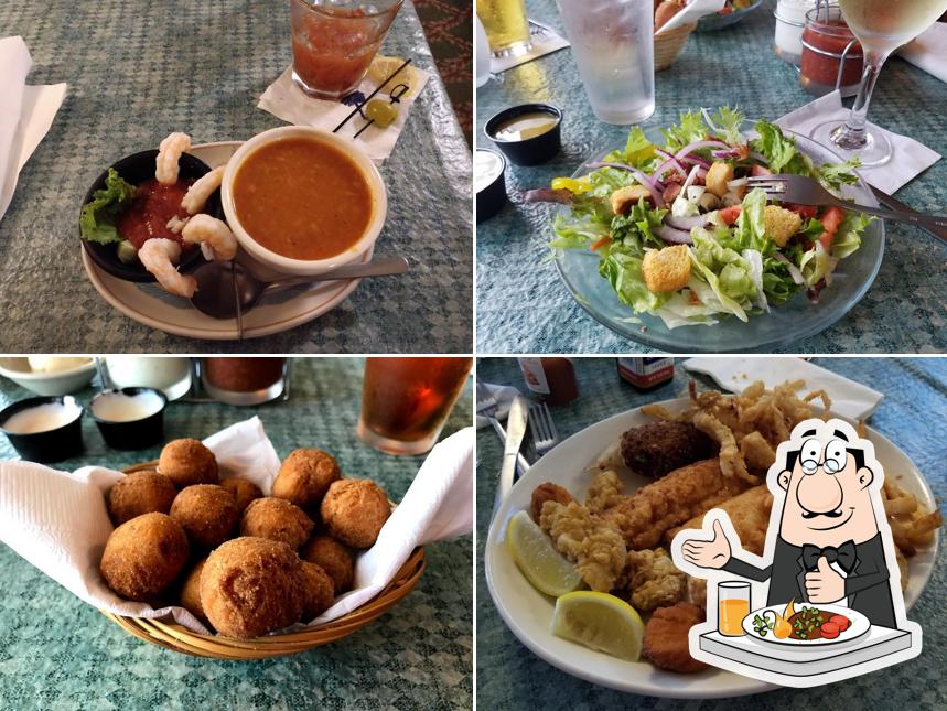 Lee's Inlet Kitchen