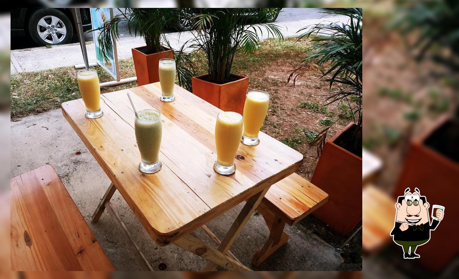 Bareque food and drinks