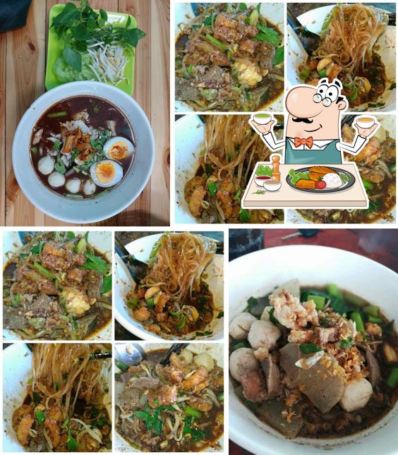 ก๋วยเตี๋ยวเรือมั่งมี
