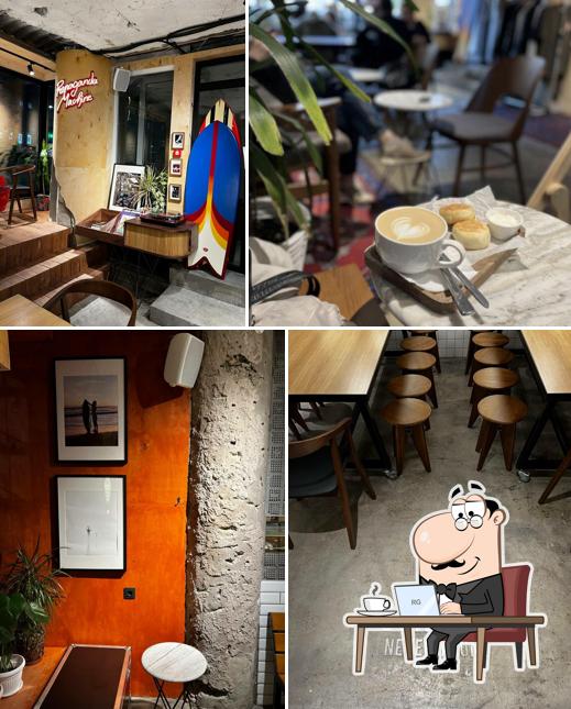 Посмотрите на внутренний интерьер "Surf Coffee"