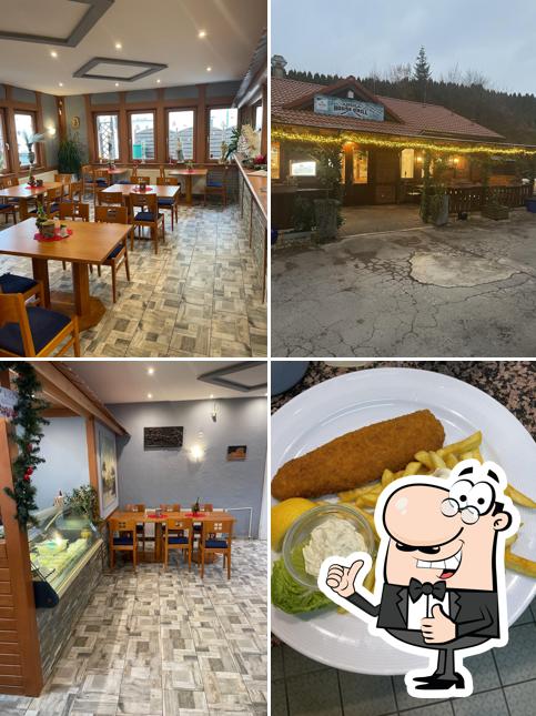 Greek House Grill