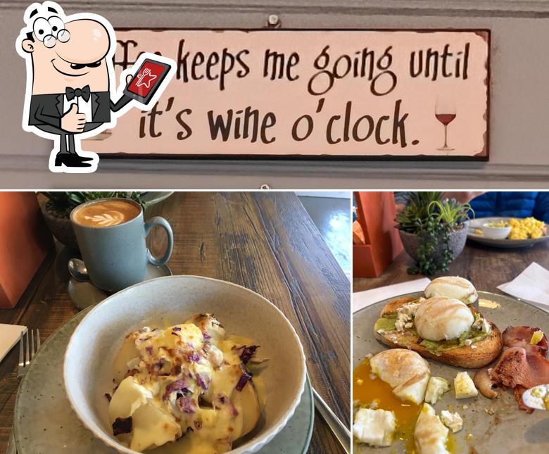 The Duck Inn Cafe