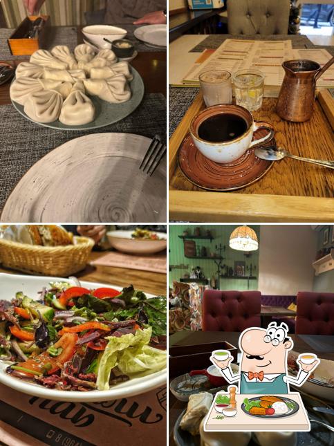 Еда в "Хинкали Паб"