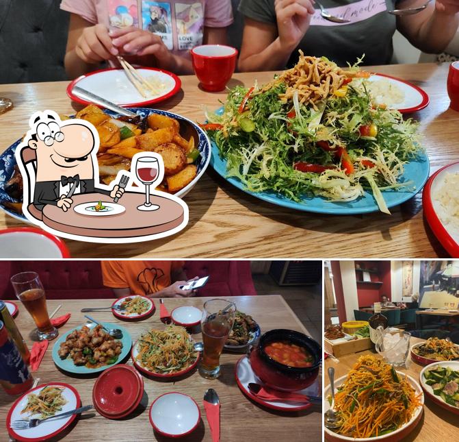 Еда в "Китайская забегаловка"