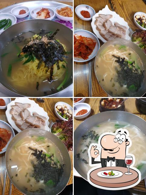 민속손칼국수