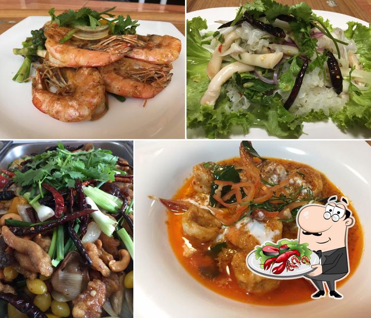 ร้านอาหารแม่พลอยโภชนา ศรีราชา