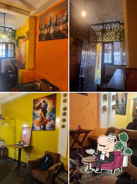 Ammachi Cafe