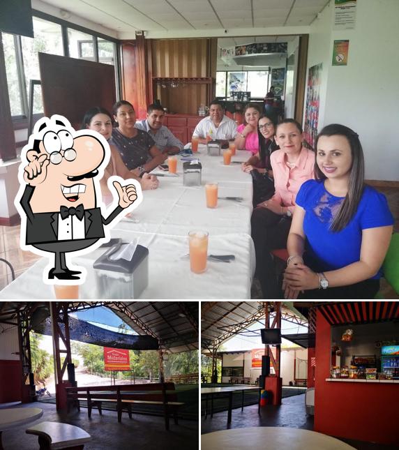 El Bosque, Cancha Sintética, Restaurante y Sport Bar