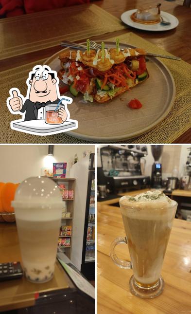 В Papuccinco есть напитки, внутреннее оформление и многое другое