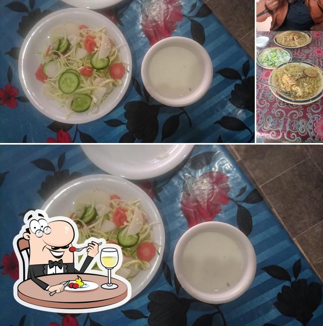 Qais Food Center