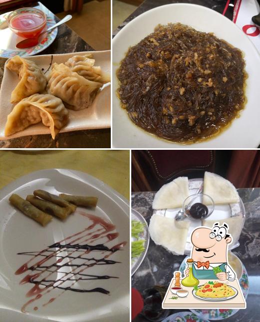 Chinese Japanese Thai Restaurant Golden Leaf