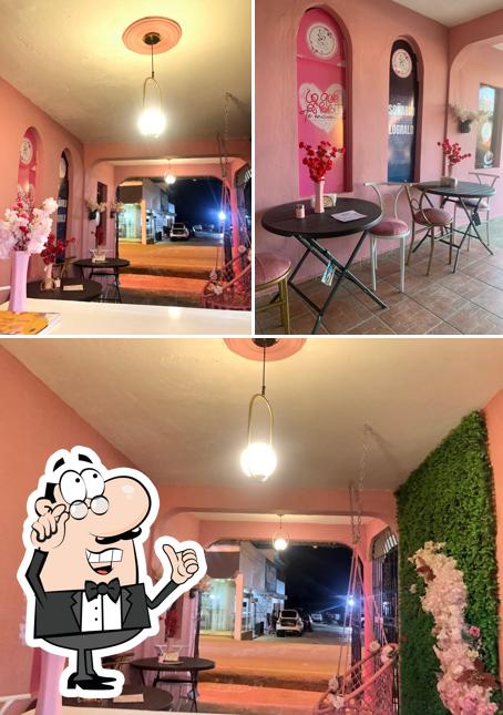 Pink Café