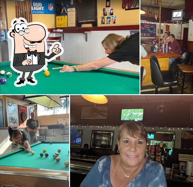 Sharkey's Boulevard Lounge