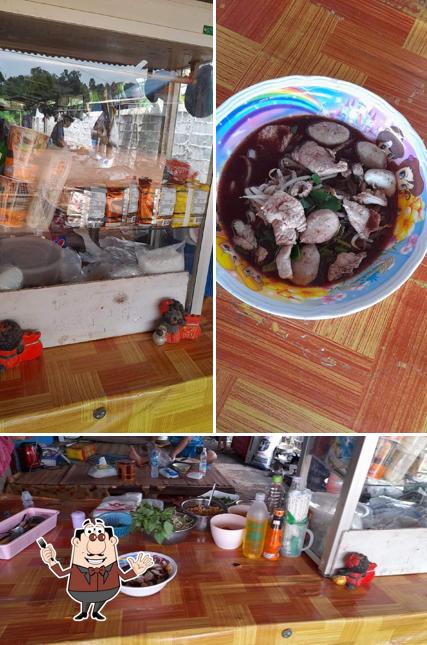 ก๋วยเตี๋ยวหมูยายน้อย