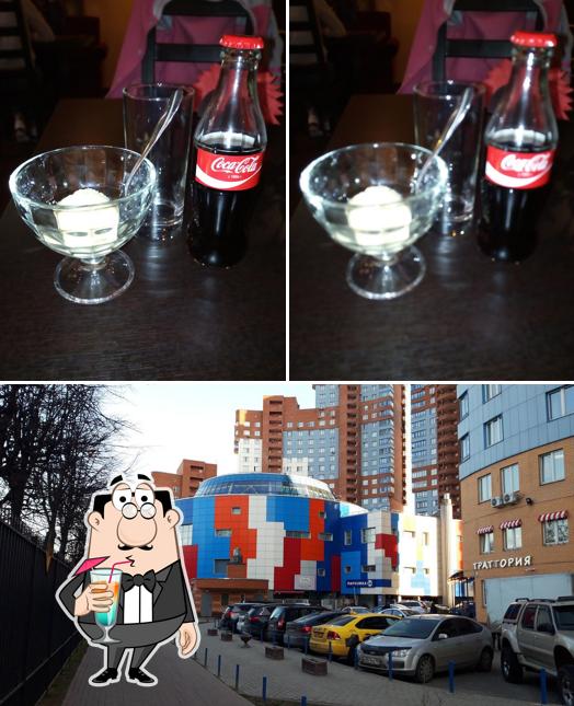 Напитки и внешнее оформление - все это можно увидеть на этой фотографии из Траттория TiAmo