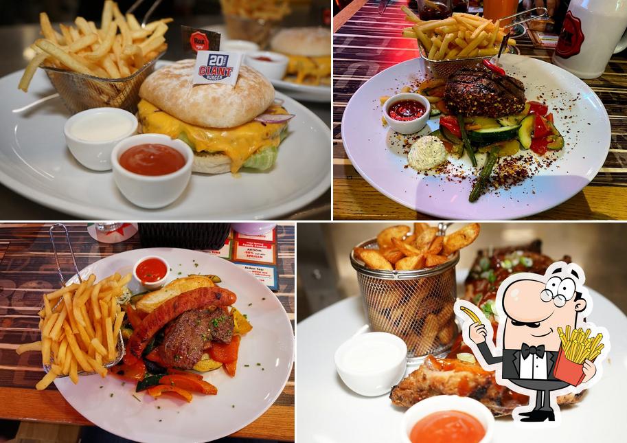 Rox Music & Grill PlusCity