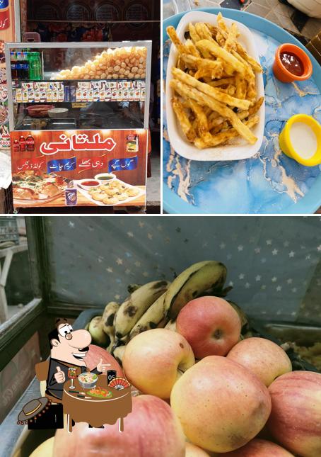 Multani Gol Gappy and Dhai Bhary
