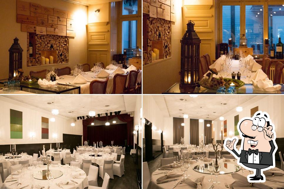 strauss restaurant bistro bar