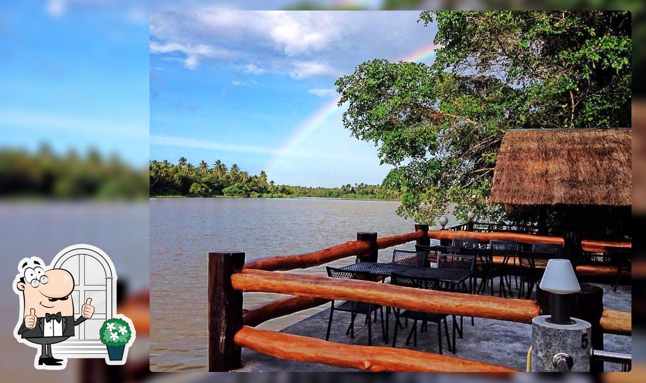 ร้านอาหารระแนงน้ำ