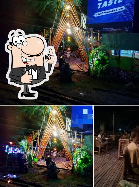 RUMAH MAKAN BAMBU (LINOBI)