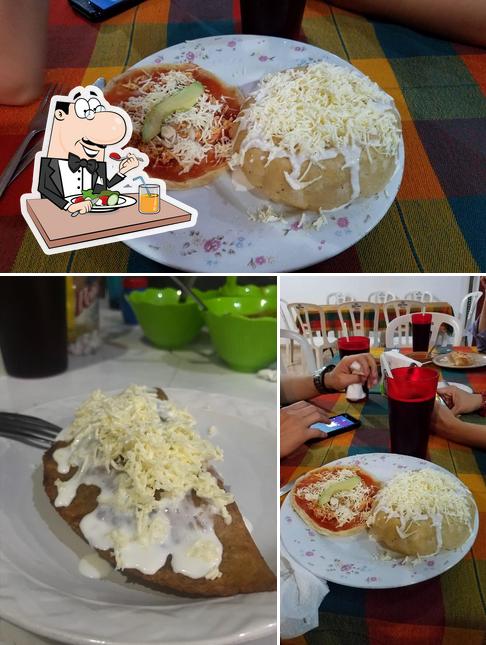 Antojitos "Doña Cele"