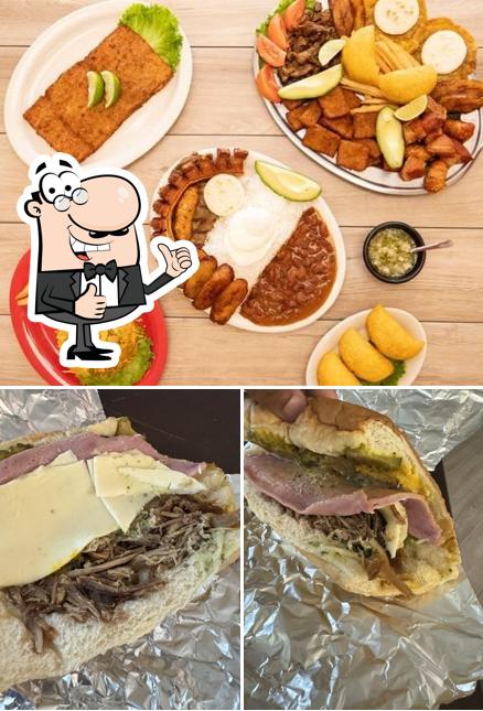 Rinconcito Colombiano Bakery & Restaurant