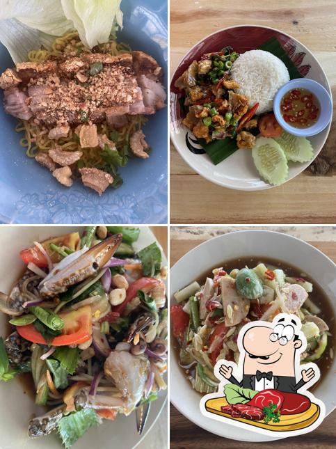 Doux Home Cafe @Maetaman อาหารและเครื่องดื่ม