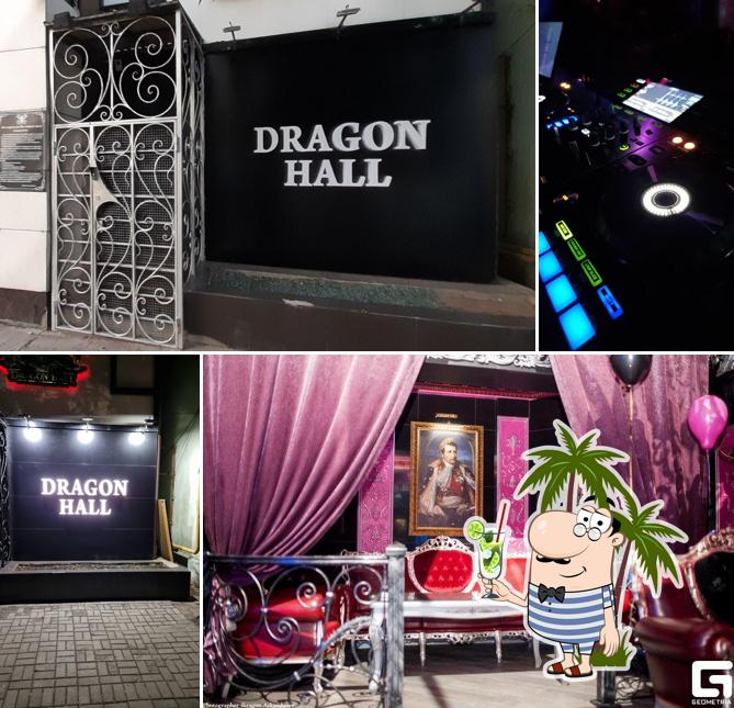 Dragon-Hall