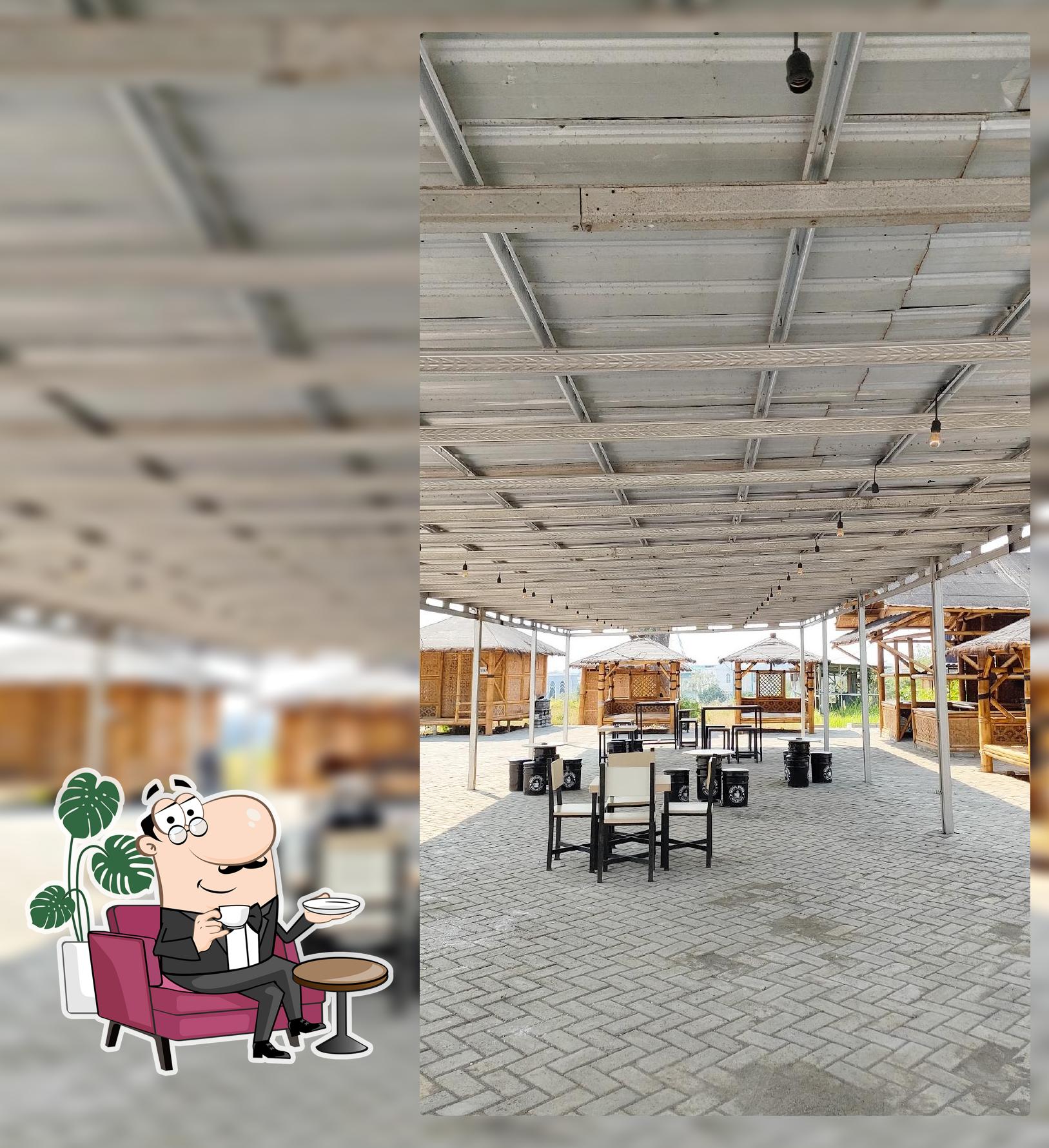 Aurora Cafe and Resto