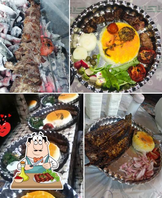 Aghabozorg Traditional Restaurant
