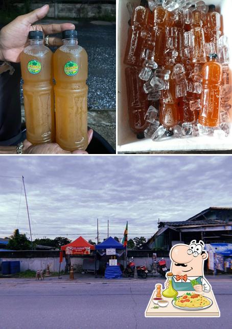ร้านน้ำท่อม