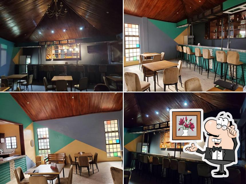 Amaze Bar, Restaurant and Games