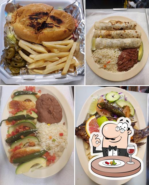 Pupusas y Tacos Andrea (Food Truck)