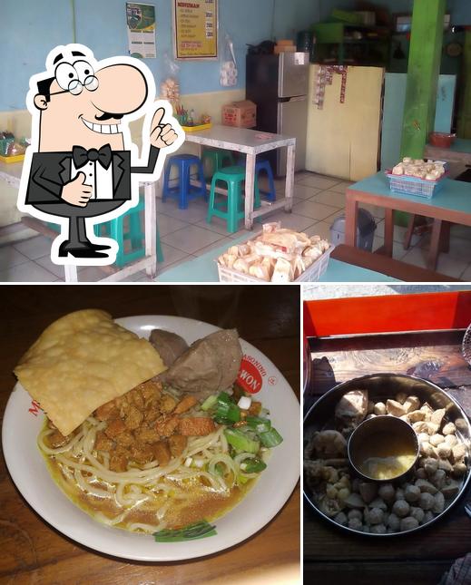 Mie Ayam dan Bakso Ragil Putri