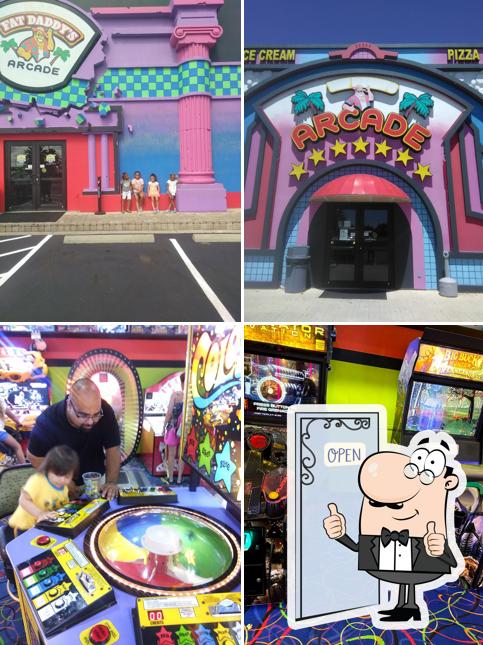 Fat Daddy's Arcade