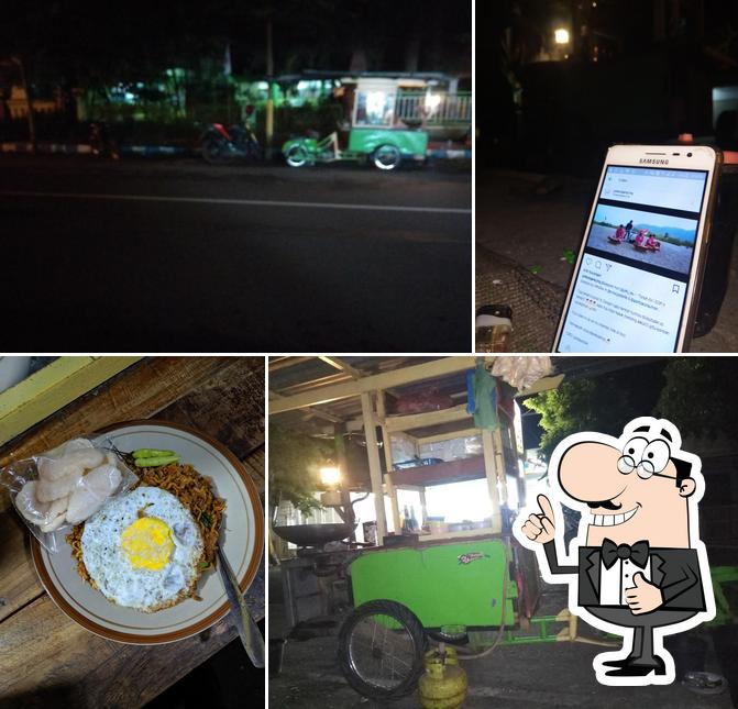 Nasi Goreng Cak Kemad