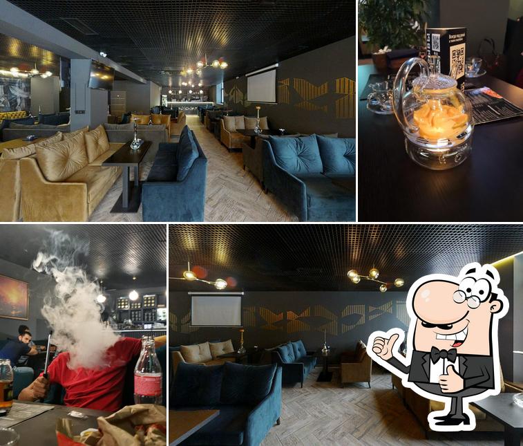 Mos lounge & bar