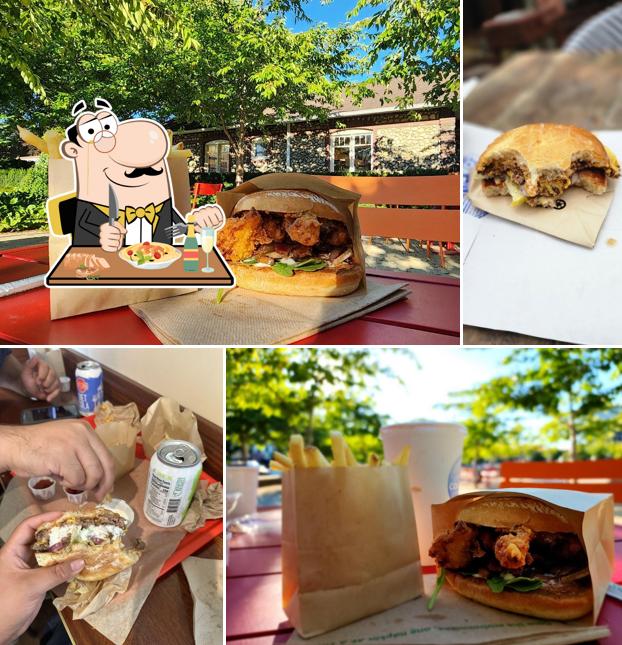 Coastline Burgers Redmond