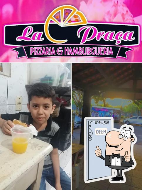 Cuber's pizzaria!