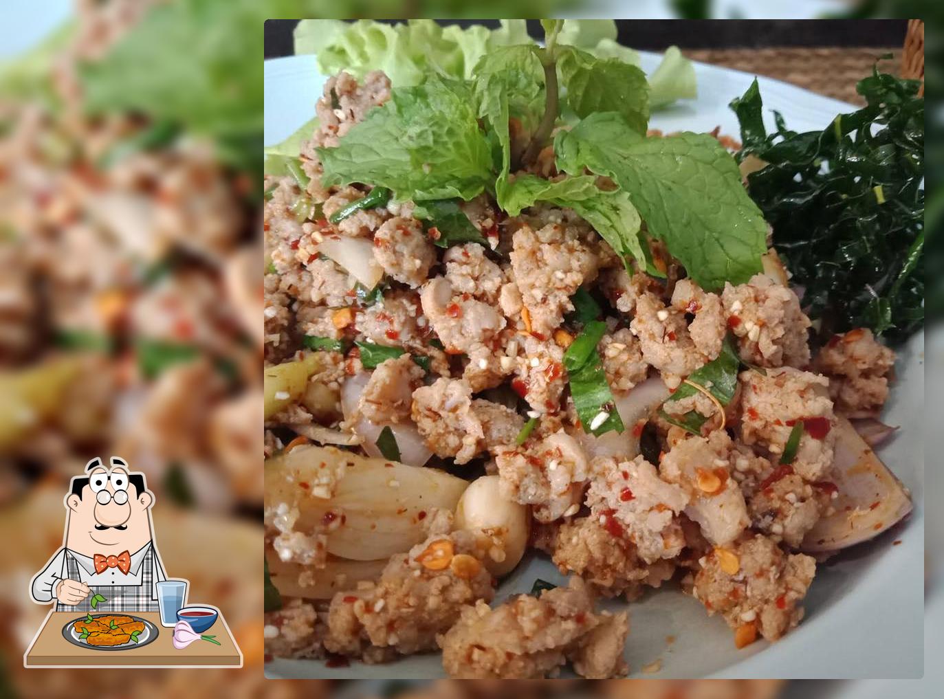 ร้านลาบอุบล จ.ตาก