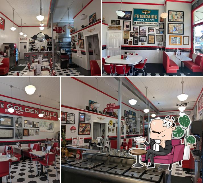 Tom's Soda Shop