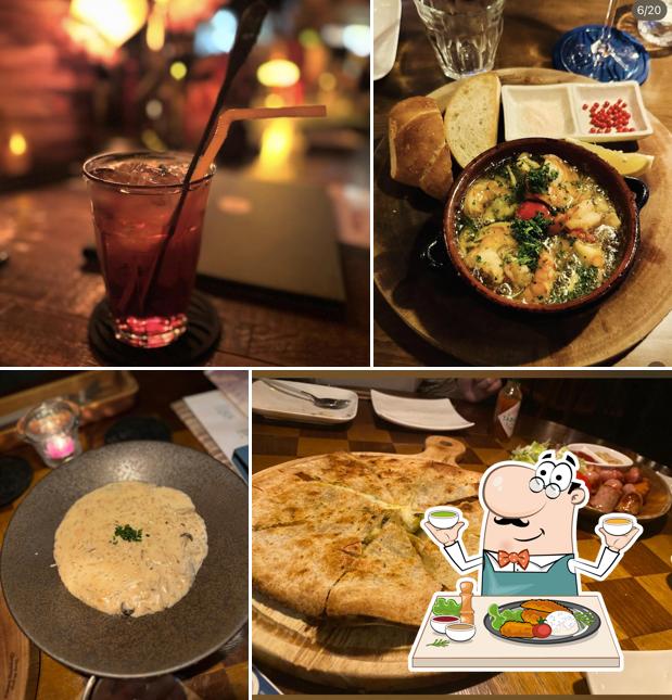 BLUE Restaurant & Bar