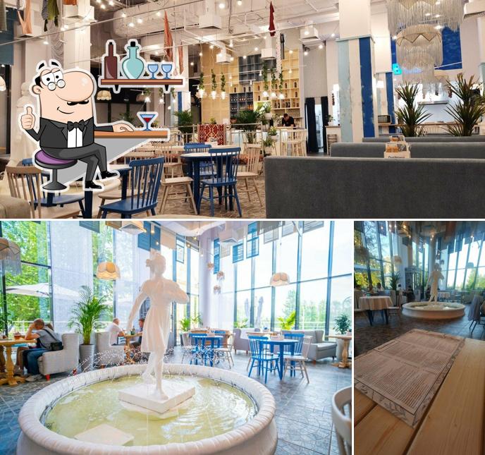 Посмотрите на внутренний интерьер "Селёдочная"