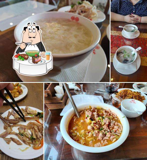 Китайский кисло-острый суп в "Тан Жен"