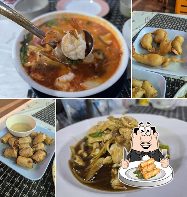 GoPorn GoPong Thai Food ร้านอาหารข้าวต้มโต้รุ่ง โกพร โกพงค์
